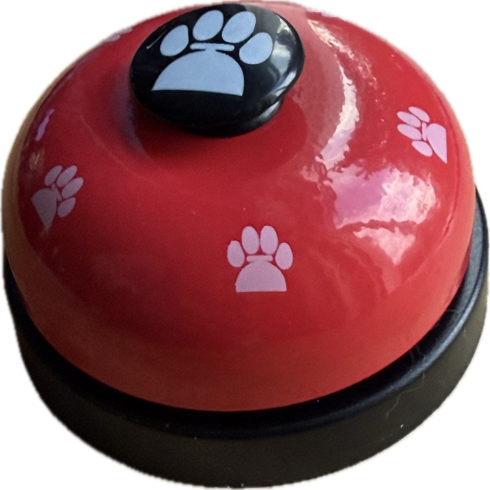 🐕🐕🦺🐩 Red Dog Training Bell with Paw Print - Picture 3 of 11